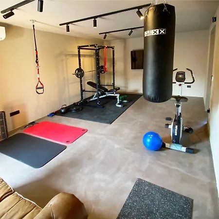 Holiday home Noble Strandnahe Mit Meerblick, Privatpool, Gym, Nur 700 Meter Zum *
