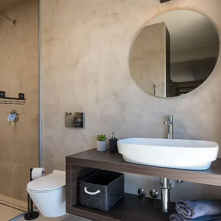 Noble Strandnahe Mit Meerblick, Privatpool, Gym, Nur 700 Meter Zum Tatil Evi Poreč