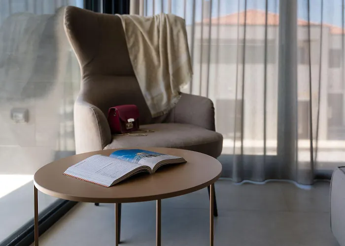 Noble Strandnahe Mit Meerblick, Privatpool, Gym, Nur 700 Meter Zum *